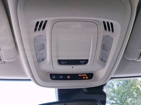 Used 2021 Buick Envision Preferred FWD image 23