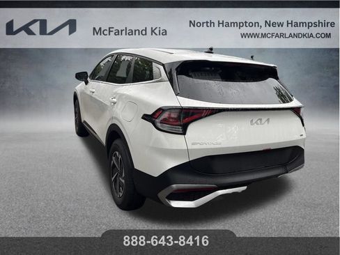 Used 2025 Kia Sportage LX AWD/4WD image 5