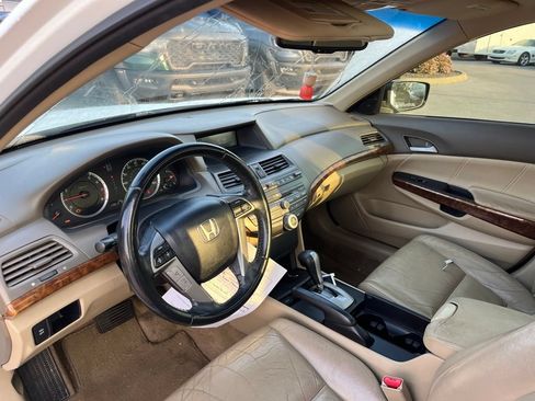 Used 2010 Honda Accord EX-L image 7