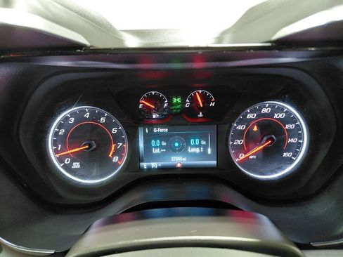 Used 2017 Chevrolet Camaro LT RWD image 28