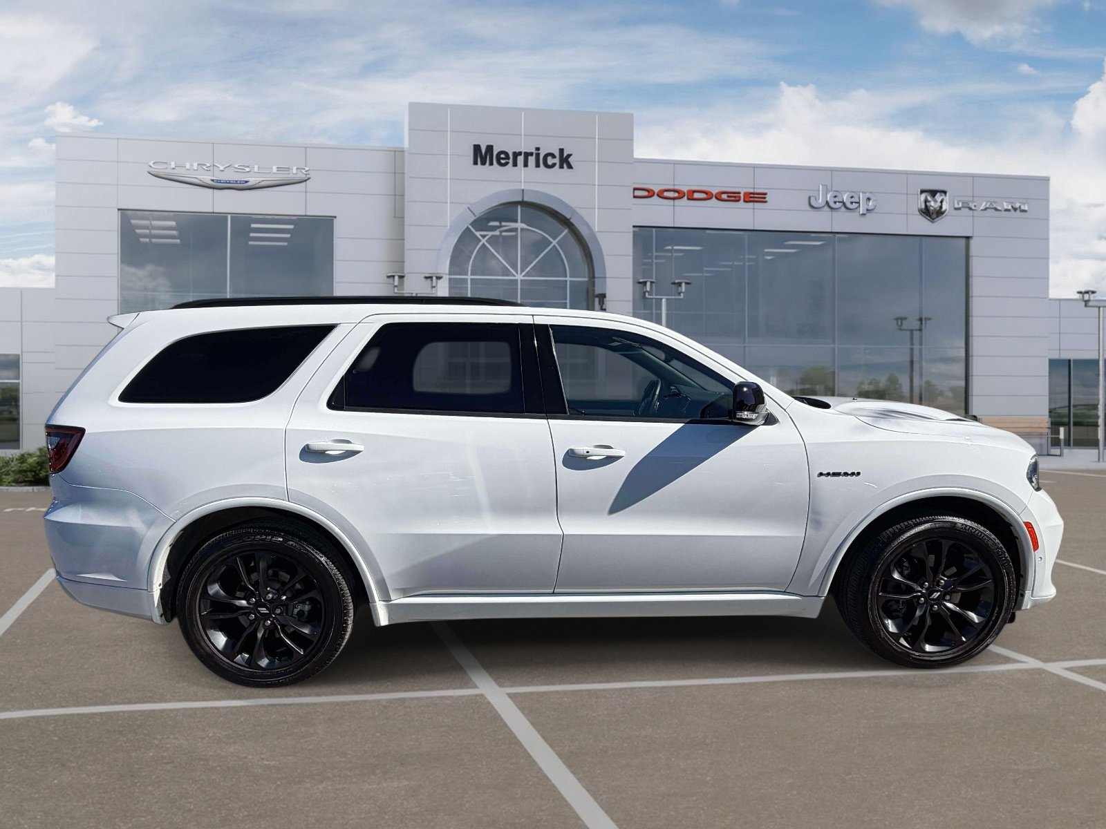 Used 2025 Dodge Durango R/T AWD/4WD image 4