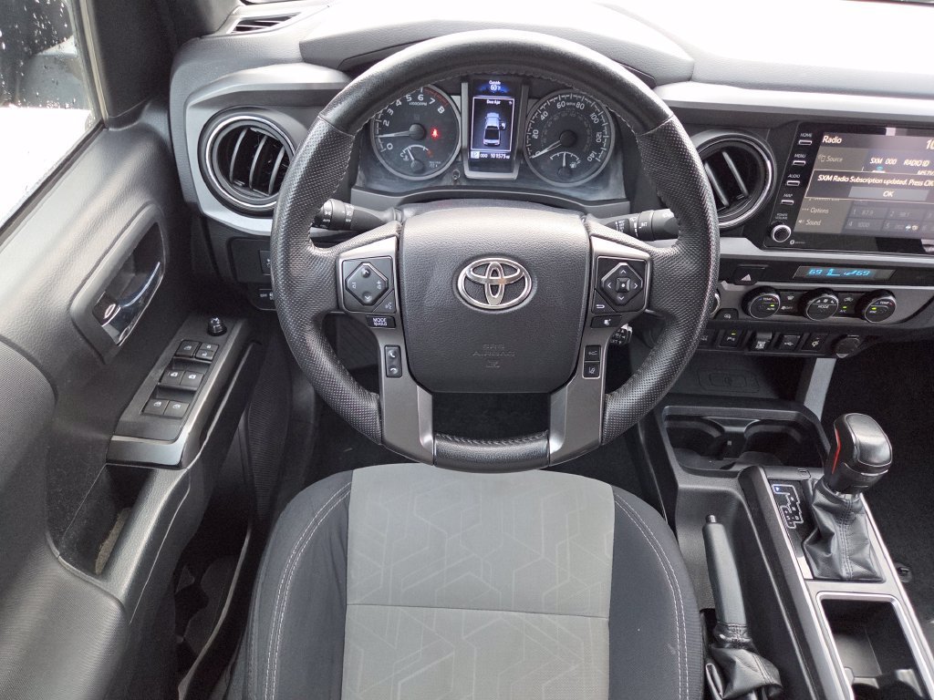 Used 2021 Toyota Tacoma TRD Sport w/ Technology Package AWD/4WD image 4