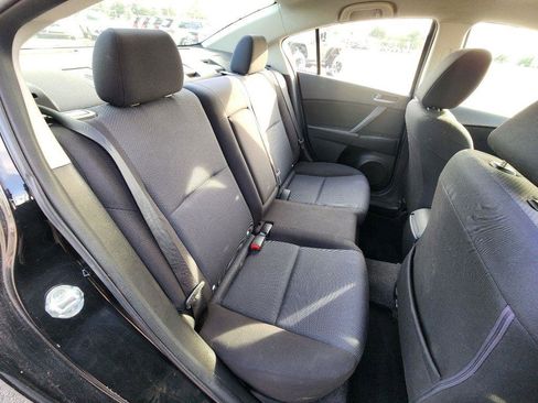 Used 2010 MAZDA MAZDA3 i Touring FWD image 19