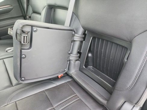 Used 2024 Chevrolet Silverado 1500 High Country image 45