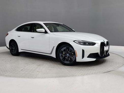 Certified 2023 BMW i4 eDrive40 w/ Premium Package image 33