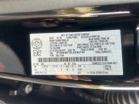 Used 2020 Ford F450 Limited w/ FX4 Off-Road Package image 32