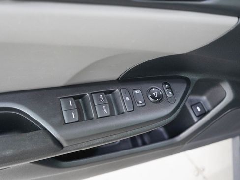 Used 2020 Honda Civic LX image 18