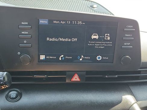Used 2025 Hyundai Elantra Sport FWD image 11