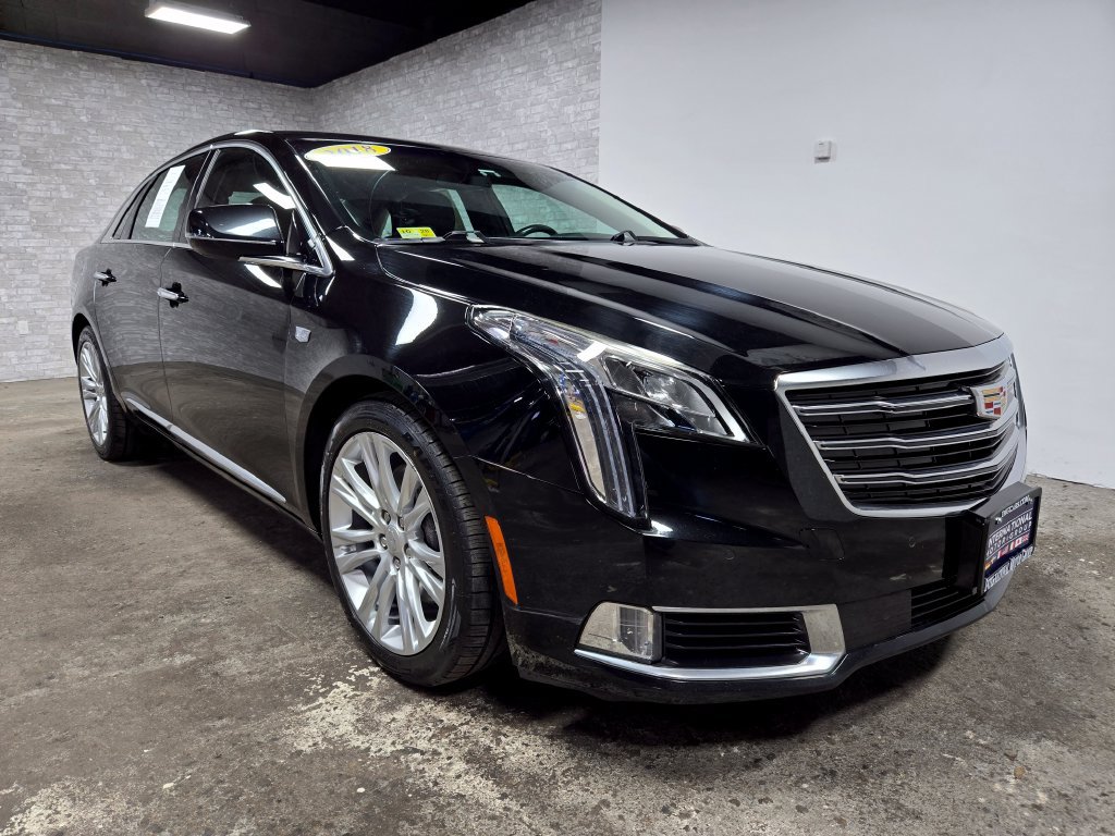 Used 2018 Cadillac XTS Luxury AWD/4WD image 4
