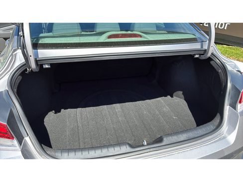Used 2025 Hyundai Elantra SEL FWD image 9