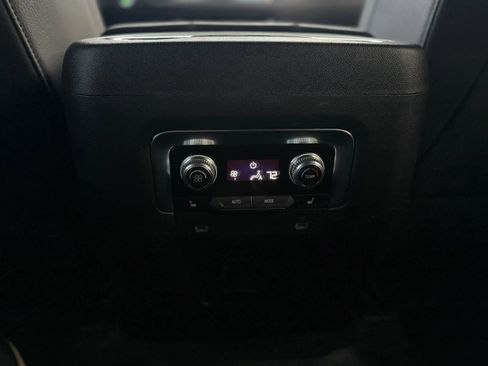 Used 2021 GMC Yukon Denali w/ Denali Premium Package image 46