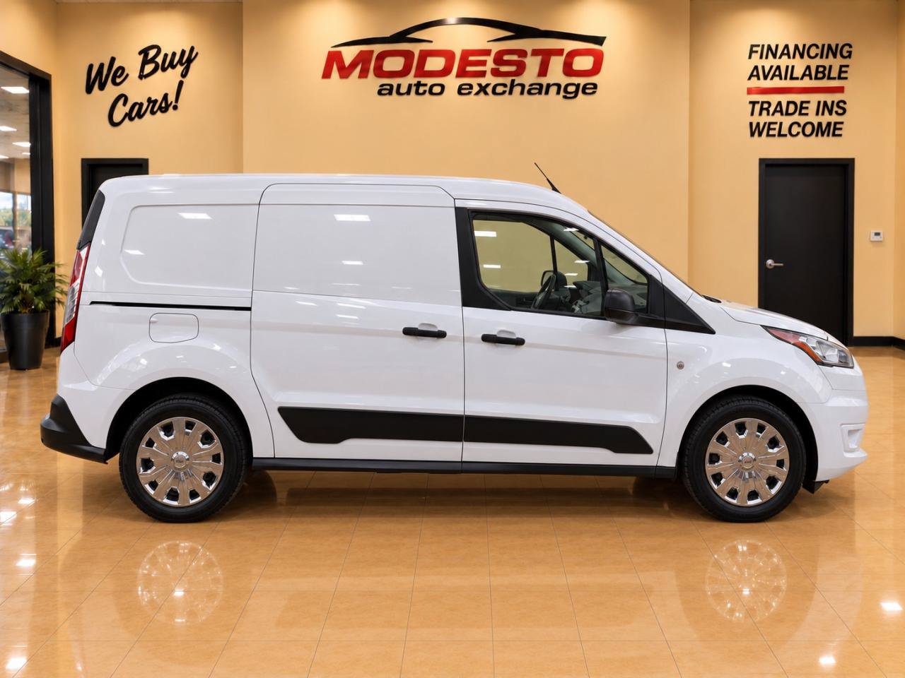 Used 2020 Ford Transit Connect XLT FWD image 2