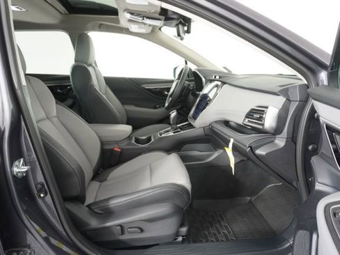 Certified 2025 Subaru Outback Limited image 40
