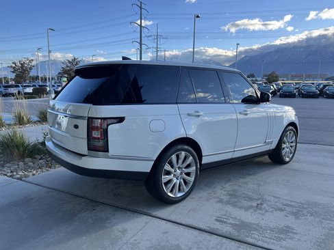 Used 2017 Land Rover Range Rover Supercharged image 5