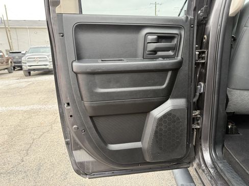 Used 2018 RAM 1500 Express w/ Express Value Package image 23