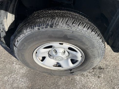 Used 2023 Toyota Tacoma SR image 11