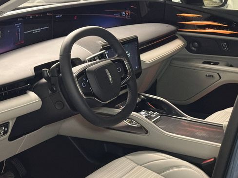New 2026 Lincoln Nautilus Reserve w/ Jet Appearance Package AWD/4WD image 15