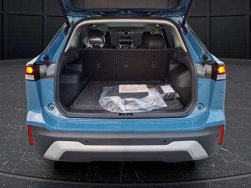 New 2026 Volkswagen Tiguan SE image 5