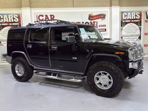 Used 2005 HUMMER H2 w/ Preferred Equipment Group image 10