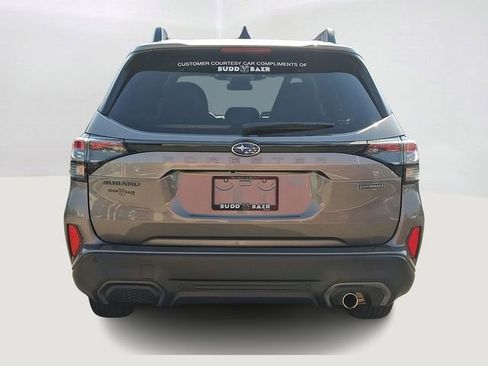 Used 2025 Subaru Forester Limited AWD/4WD image 5