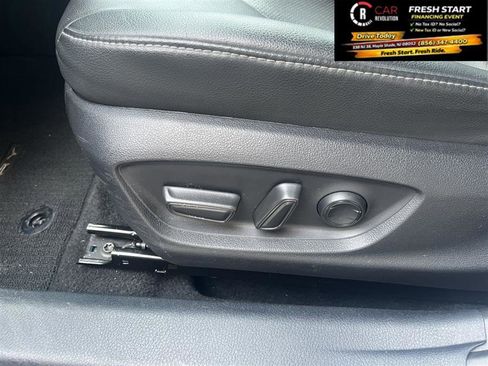 Used 2023 Toyota Camry XSE image 27