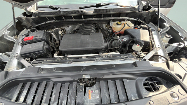 Used 2022 Chevrolet Silverado 1500 LT Trail Boss w/ LPO, Dark Essentials Package AWD/4WD image 28