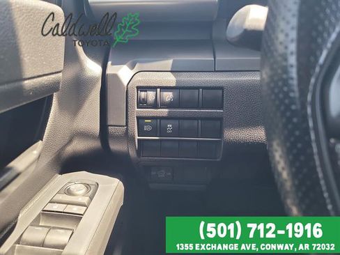 Used 2024 Toyota Tacoma SR AWD/4WD image 17