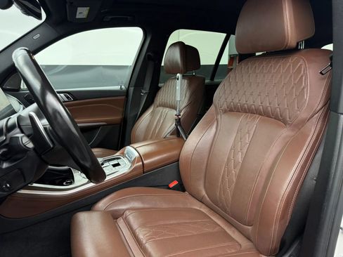 Used 2023 BMW X5 M50i w/ Climate Comfort Package AWD/4WD image 35