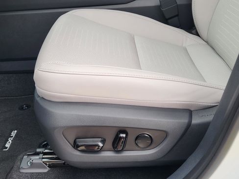 New 2026 Lexus TX 350 AWD image 17