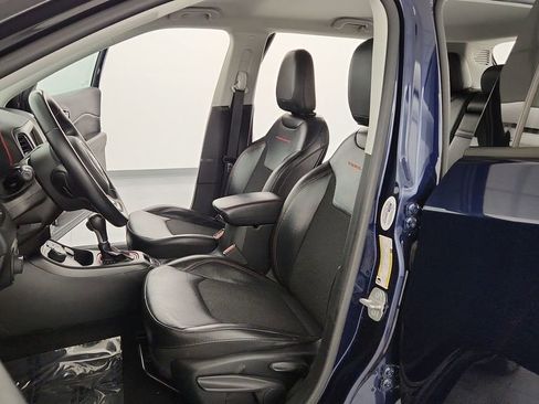 Used 2019 Jeep Compass Trailhawk image 13
