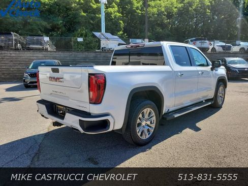 Used 2020 GMC Sierra 1500 Denali w/ Technology Package AWD/4WD image 5
