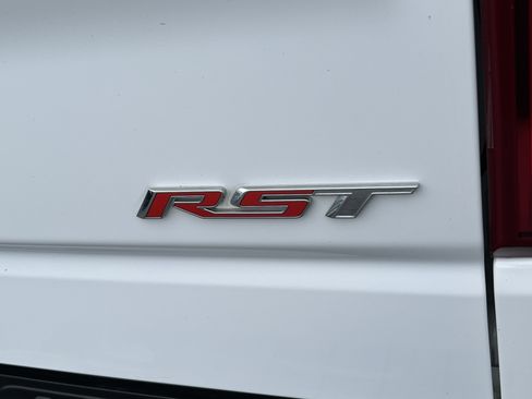 Used 2024 Chevrolet Silverado 1500 RST AWD/4WD image 12