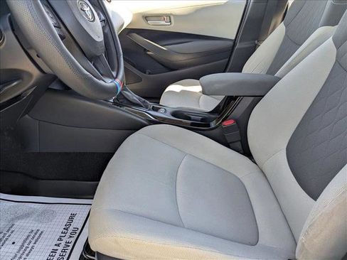 Used 2020 Toyota Corolla LE image 15