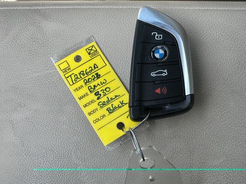 Certified 2023 BMW 330i xDrive Sedan w/ Premium Package AWD/4WD image 34