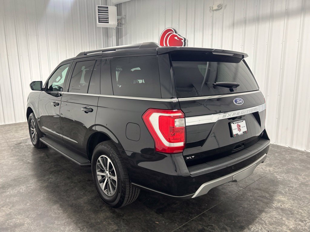 Used 2019 Ford Expedition XLT AWD/4WD image 2