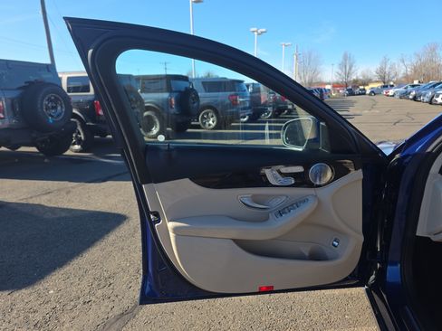 Used 2018 Mercedes-Benz C 300 4MATIC Sedan w/ Multimedia Package image 22