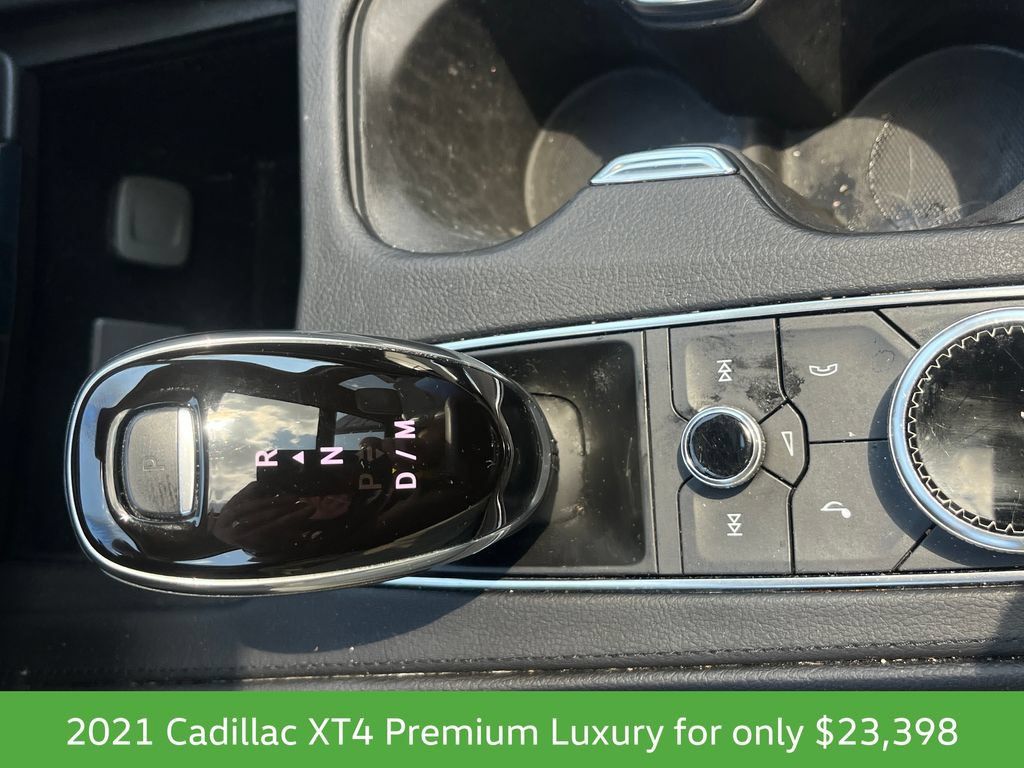 Used 2021 Cadillac XT4 Premium Luxury FWD image 27