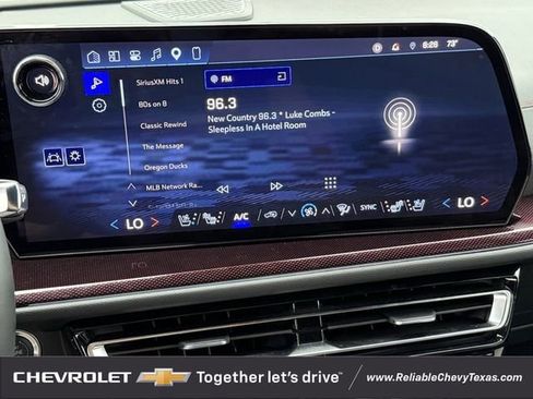 Used 2026 Chevrolet Traverse RS FWD image 22