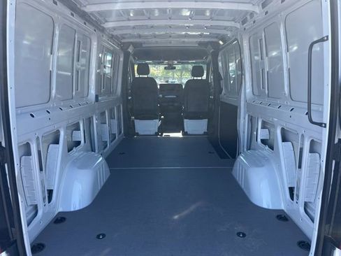 New 2025 Mercedes-Benz Sprinter 2500 image 18