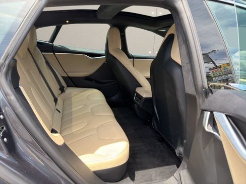 Used 2015 Tesla Model S 70D AWD/4WD image 12