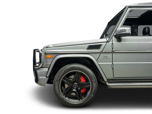 Used 2015 Mercedes-Benz G 63 AMG 4MATIC image 26