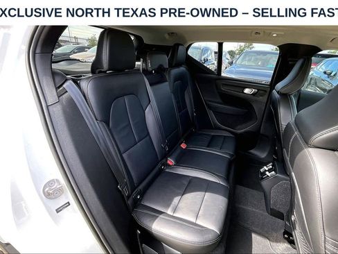 Used 2023 Volvo XC40 B4 Plus w/ Protection Package Premier FWD image 35
