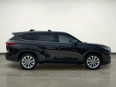 Used 2020 Toyota Highlander Limited image 9