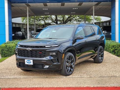 New 2026 Chevrolet Traverse RS image 3