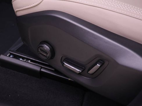 New 2026 Volvo XC60 T8 Plus w/ Protection Package Premier image 20