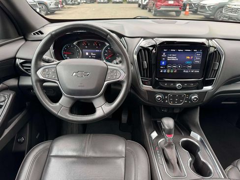 Used 2023 Chevrolet Traverse RS AWD/4WD image 20