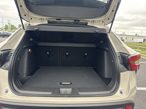 New 2026 Chevrolet Trax RS FWD image 8