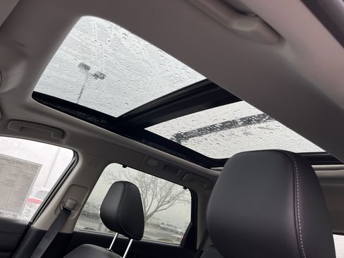 New 2026 Nissan Pathfinder SL w/ SL Premium Package image 24