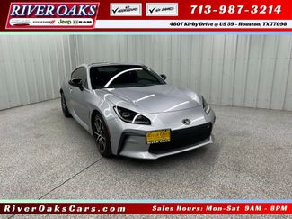 Used 2023 Toyota GR86 RWD video 1