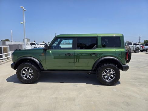 Used 2025 Ford Bronco Badlands AWD/4WD image 7